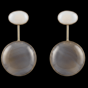 Oreccchini "Moonlight" corallo bianco, agata grigia, argento 925/1000 dorato